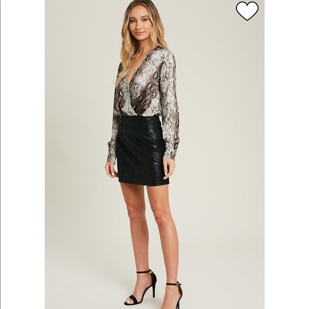 ee:some Black Mini Skirt